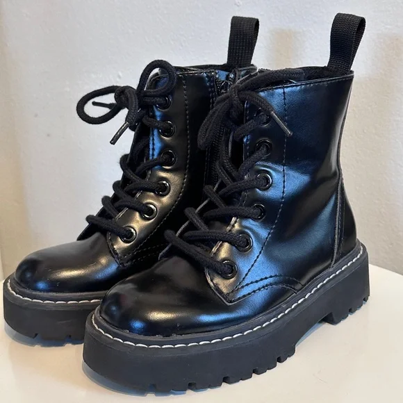 H&M Lace-Up Girls Boots - Picture 4 of 8